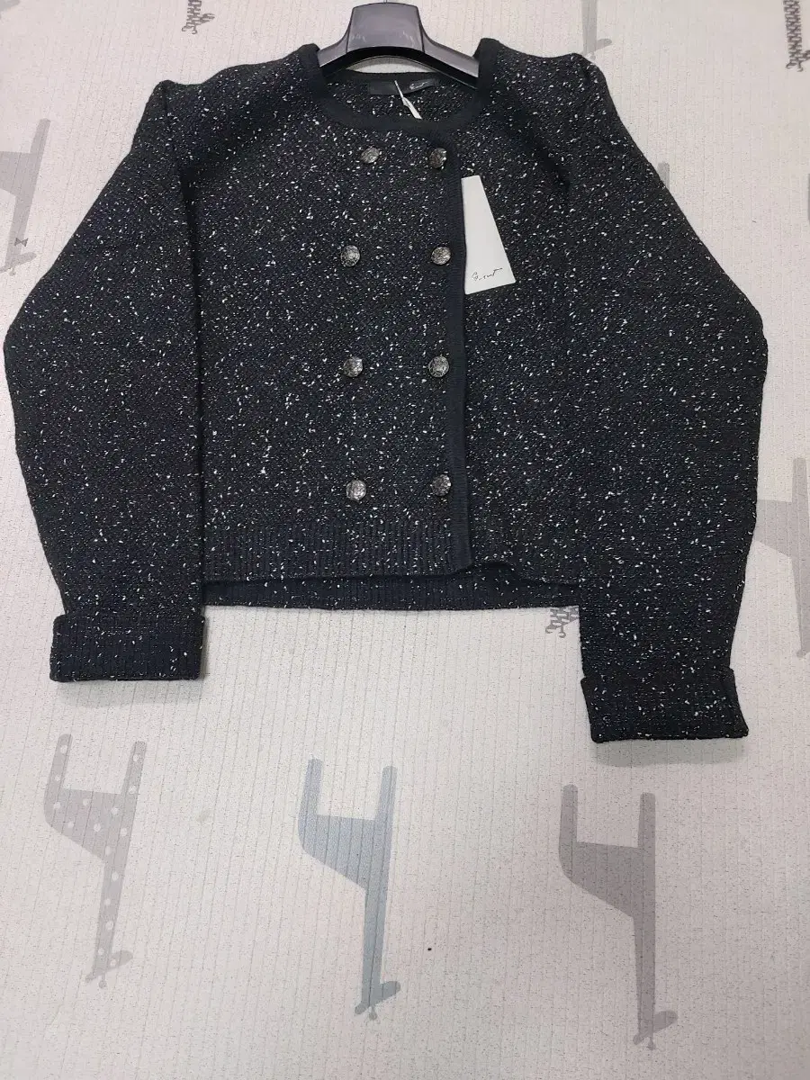 G-CUT Cardigan ㅡfreeㅡNew product that has been stored ㅡAvailable until 77