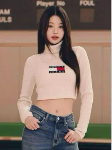 원영 착용 토미진스 터틀넥 스웨터 아이보리