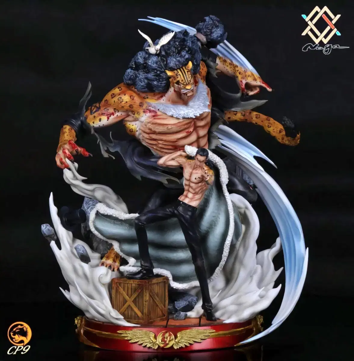 원피스 NAGA 로브 루츠 레진 피규어 팝니다.