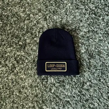 Madlib beanie LOOP DIGGA