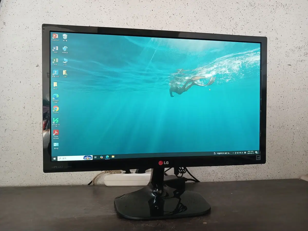 (수원)HDMI단자있는 엘지 24인치 IPS LED 슬림모니터 팝니다