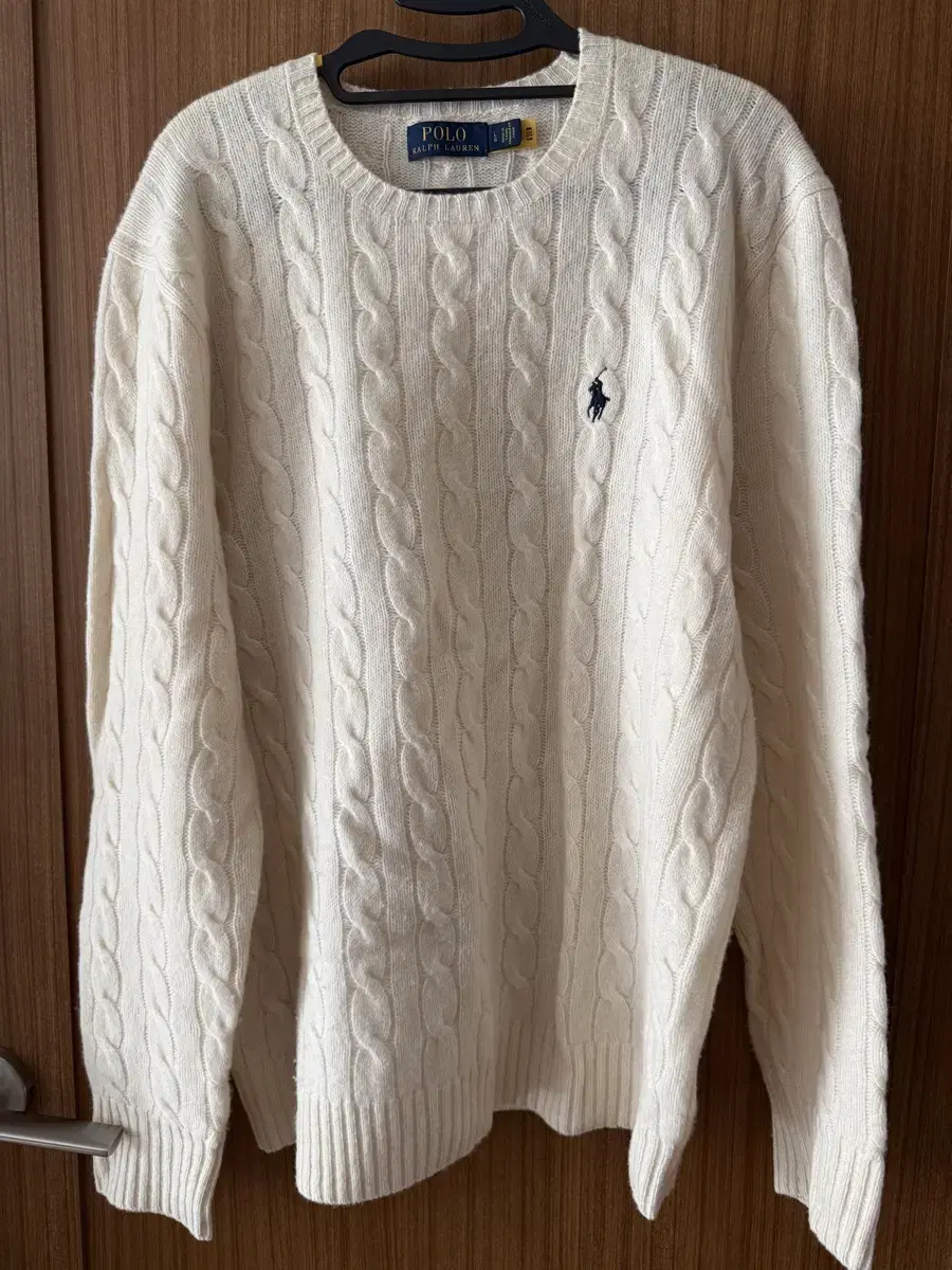 Polo-style knit sweater in white