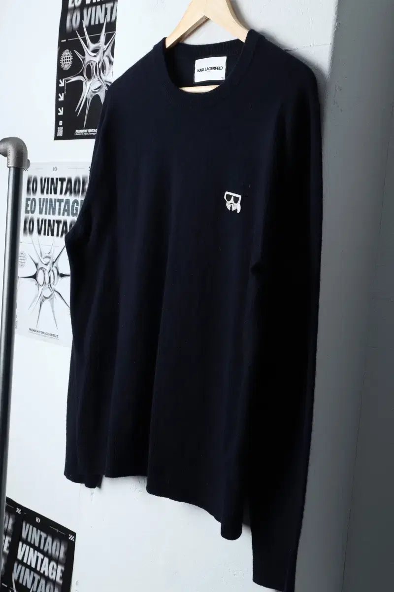 (XL) 칼라거펠트 니트 네이비 울 로고-11DBB