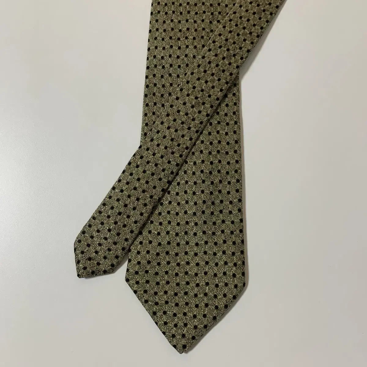버버리(BURBERRY) 도트넥타이 명품 A+등급 8.8cm