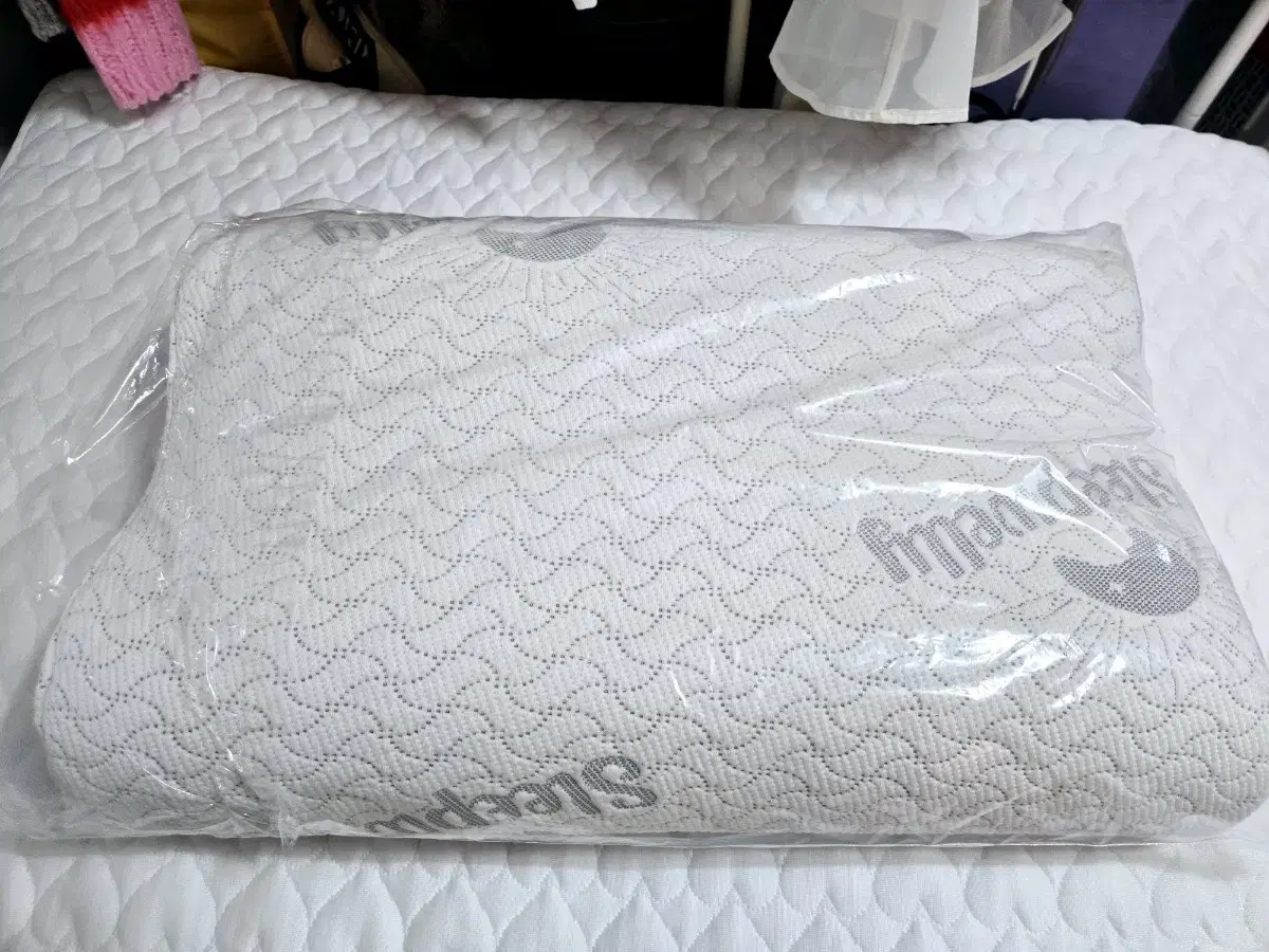 Sleepwell Standard Cervical Pillow Neck Disc Turtle Neck Side Sleeping Deep Sleep Latex Pillow