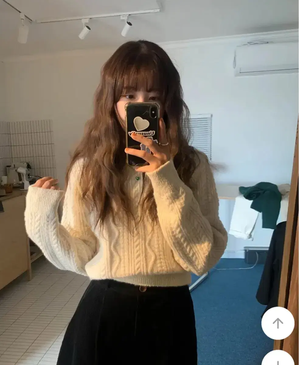 니어웨어 긴팔 꽈배기 케이블 빈티지 봄 니트