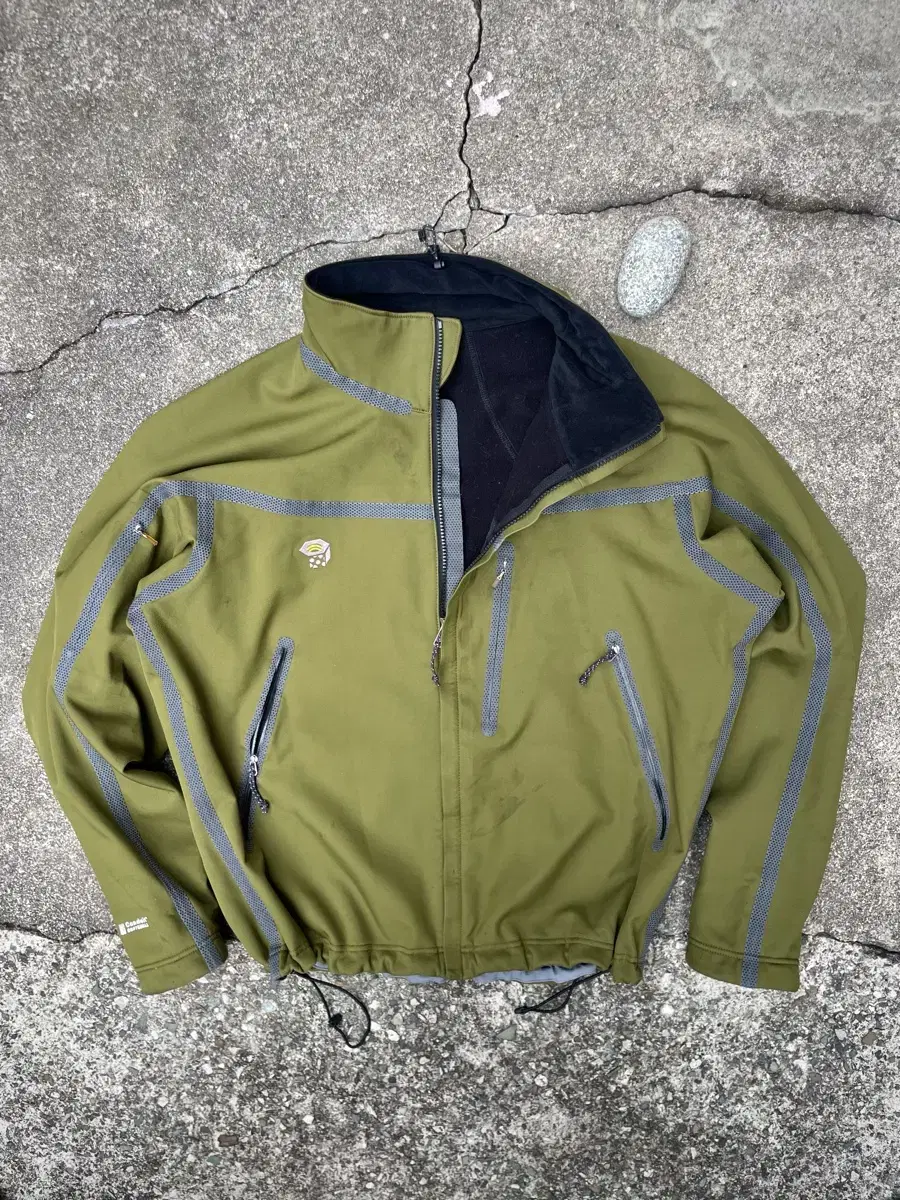 2000s Mountainhardwear conduit Archive Jacket