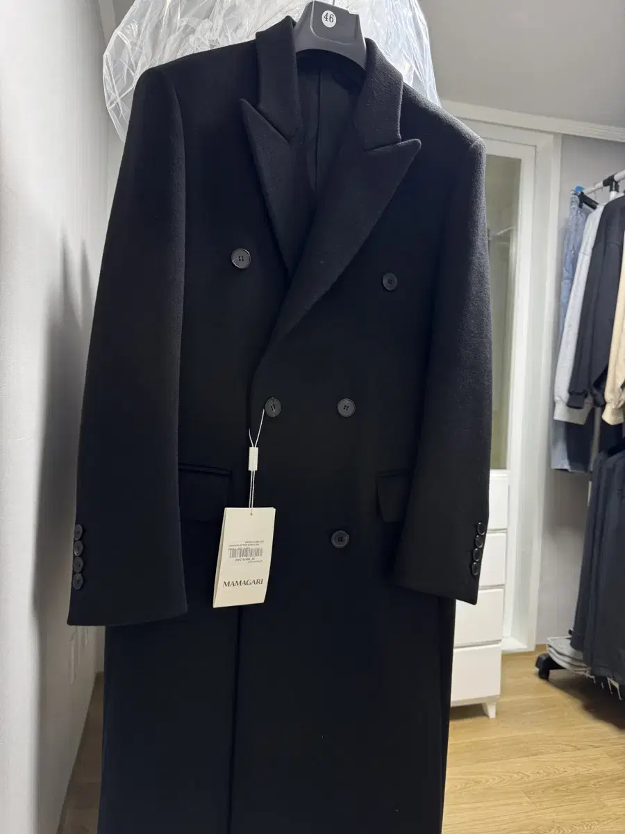 마마가리 24FW 컬렉션 무드 롱 더블 블랙 46판매