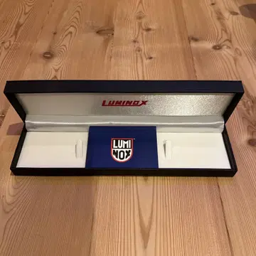루미녹스 #3401 F117 케이스만 덤으로 포함
