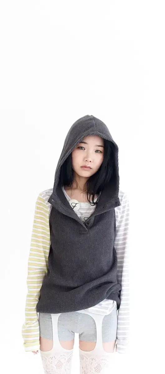 샵 페어리 waffle halter neck hoodie 챠콜