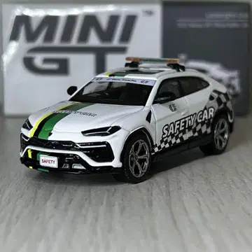 MINI GT 람보르기니 우루스 세이프티카