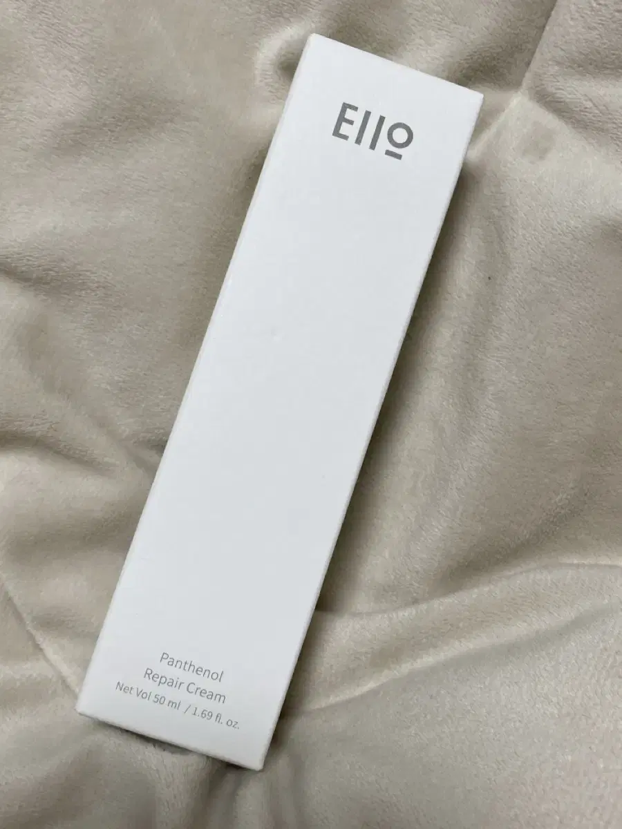새상품 이아이오 판테놀 리페어크림 50ml