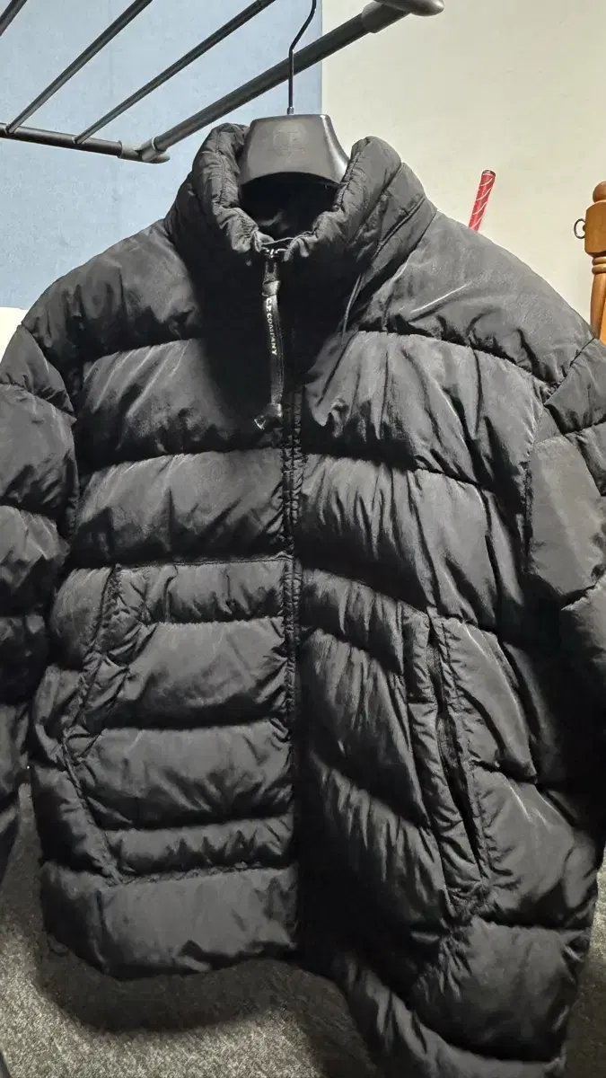 Co company eco-chrome R 패딩