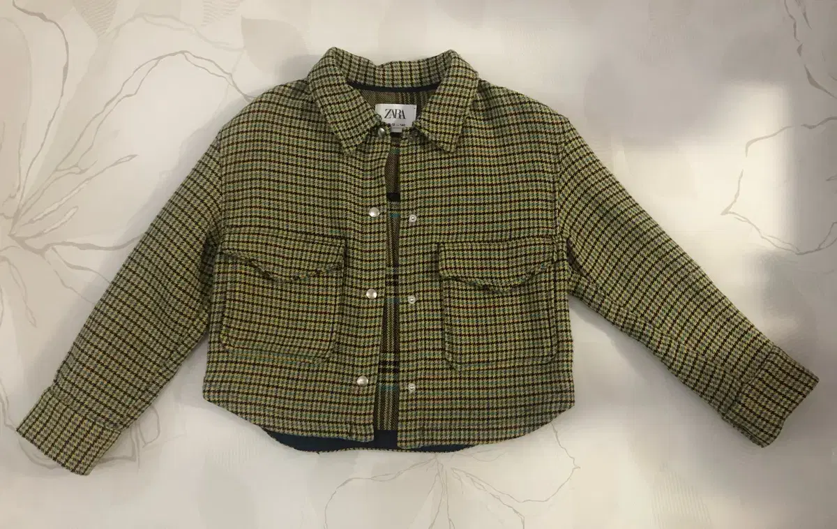 ZARA 키즈 자켓형 남방(size 9-10 / 140cm) 판매합니다.