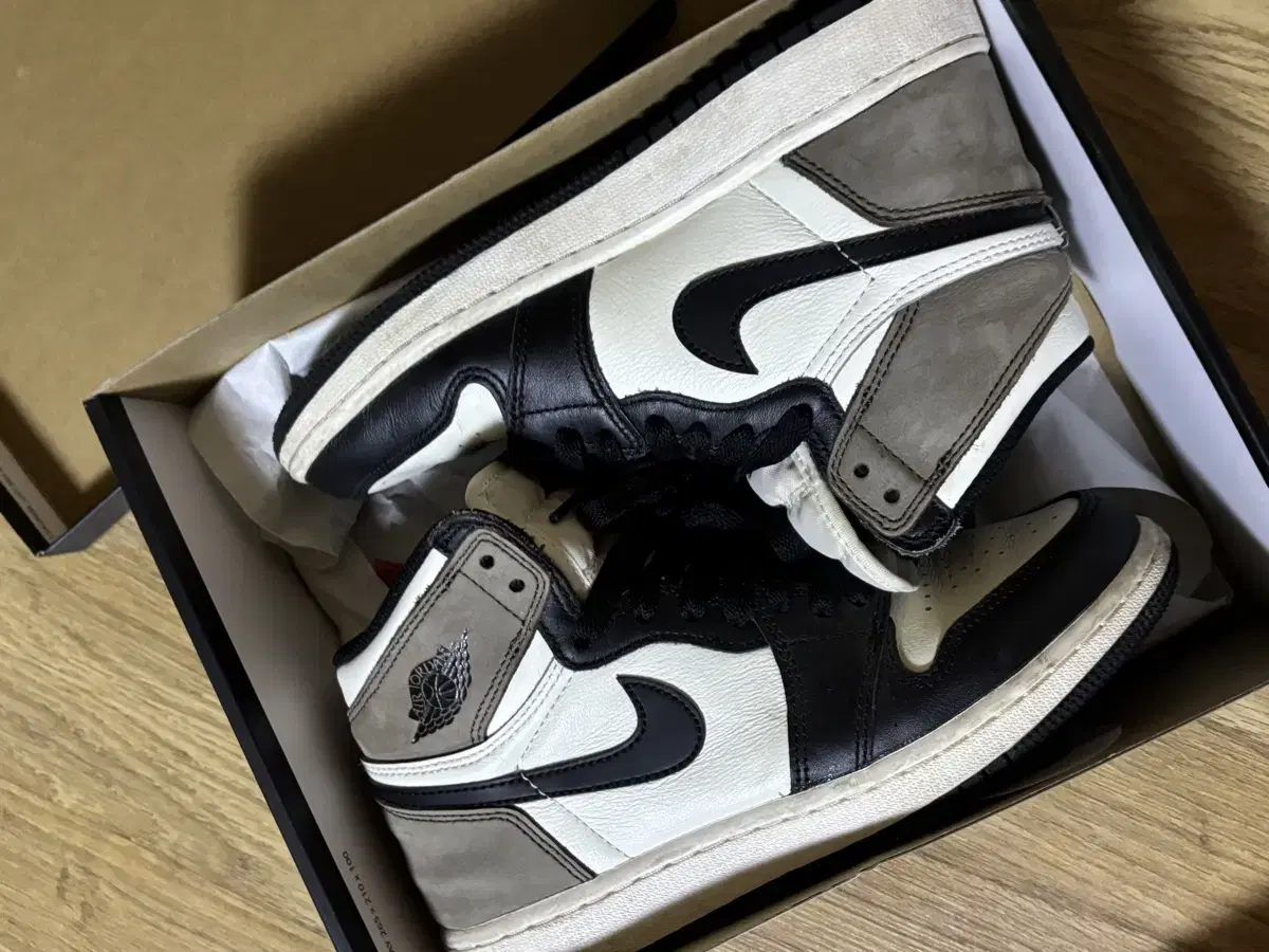 조던다크모카 230