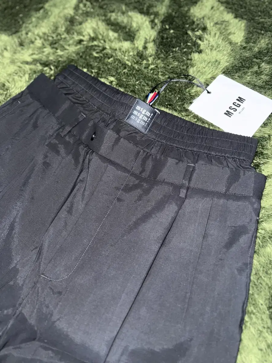 [46] MSGM 테일러드 더블 웨이스티드 팬츠 블랙