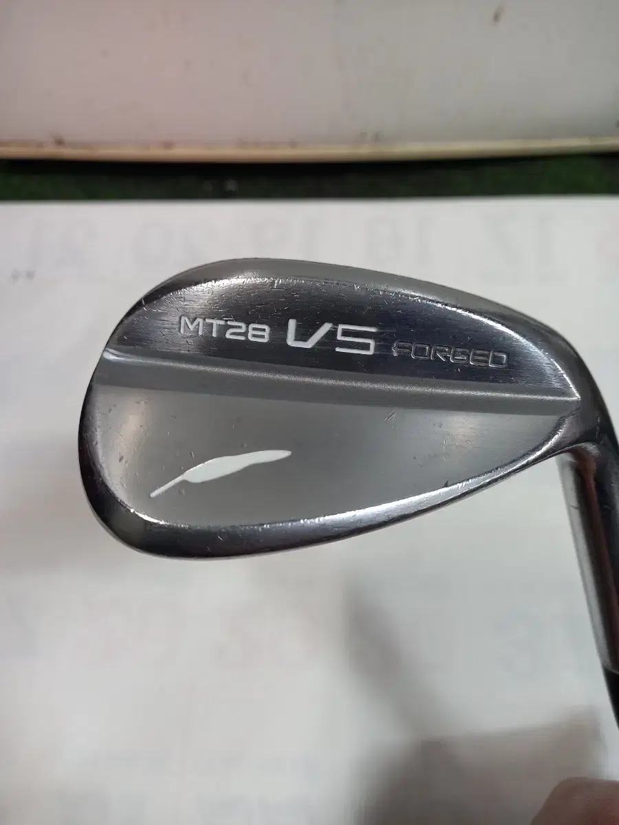 Forty-two-inch wedge
