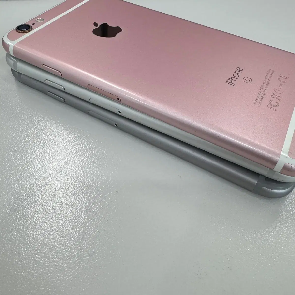 아이폰6S 색상별 16GB 성능랜덤80~90% 중등급
