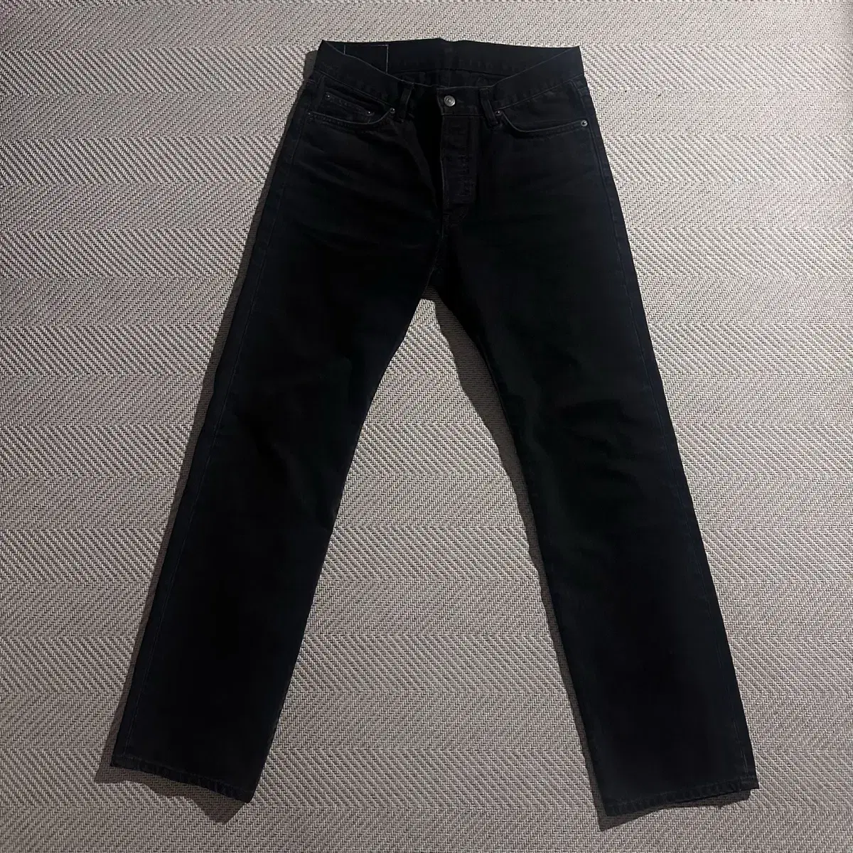 HTAE 1947 Black Faded Straight Denim