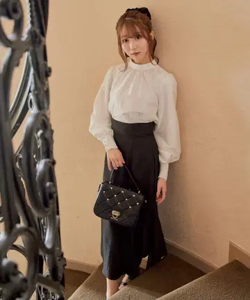 로제 뮤즈 디포메이션 머메이드 스커트
