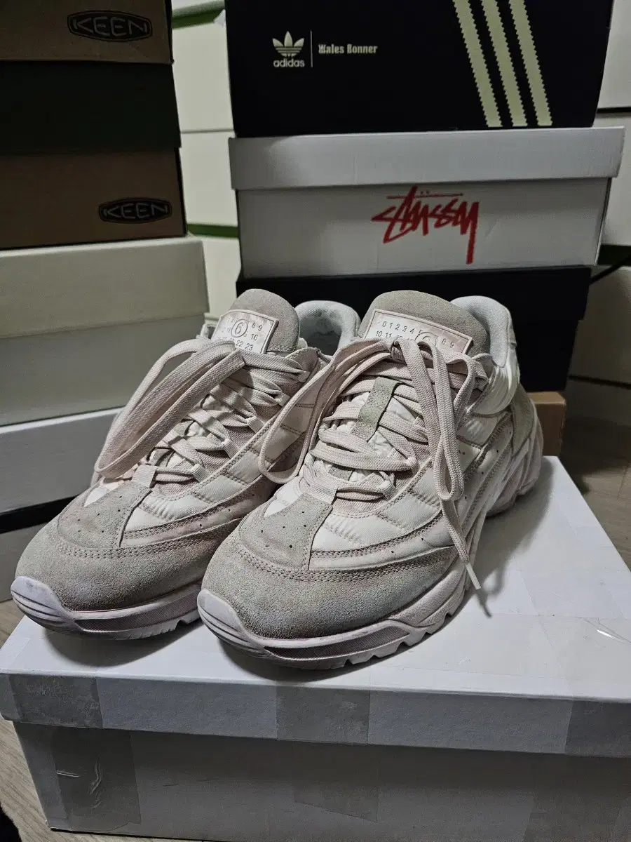 MM6 Distressed Effect Pink Sneakers Size 41.5 (Box O)