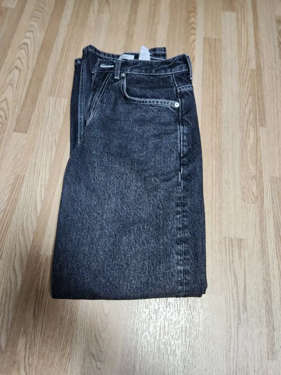 브랜디드 1967 jet black jeans [26 사이즈]