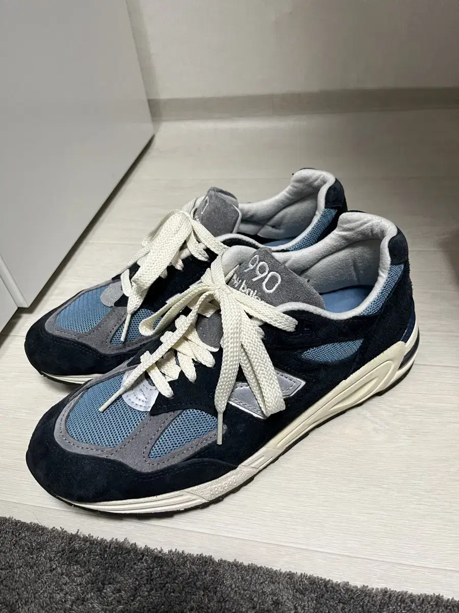 뉴발란스990v2 260