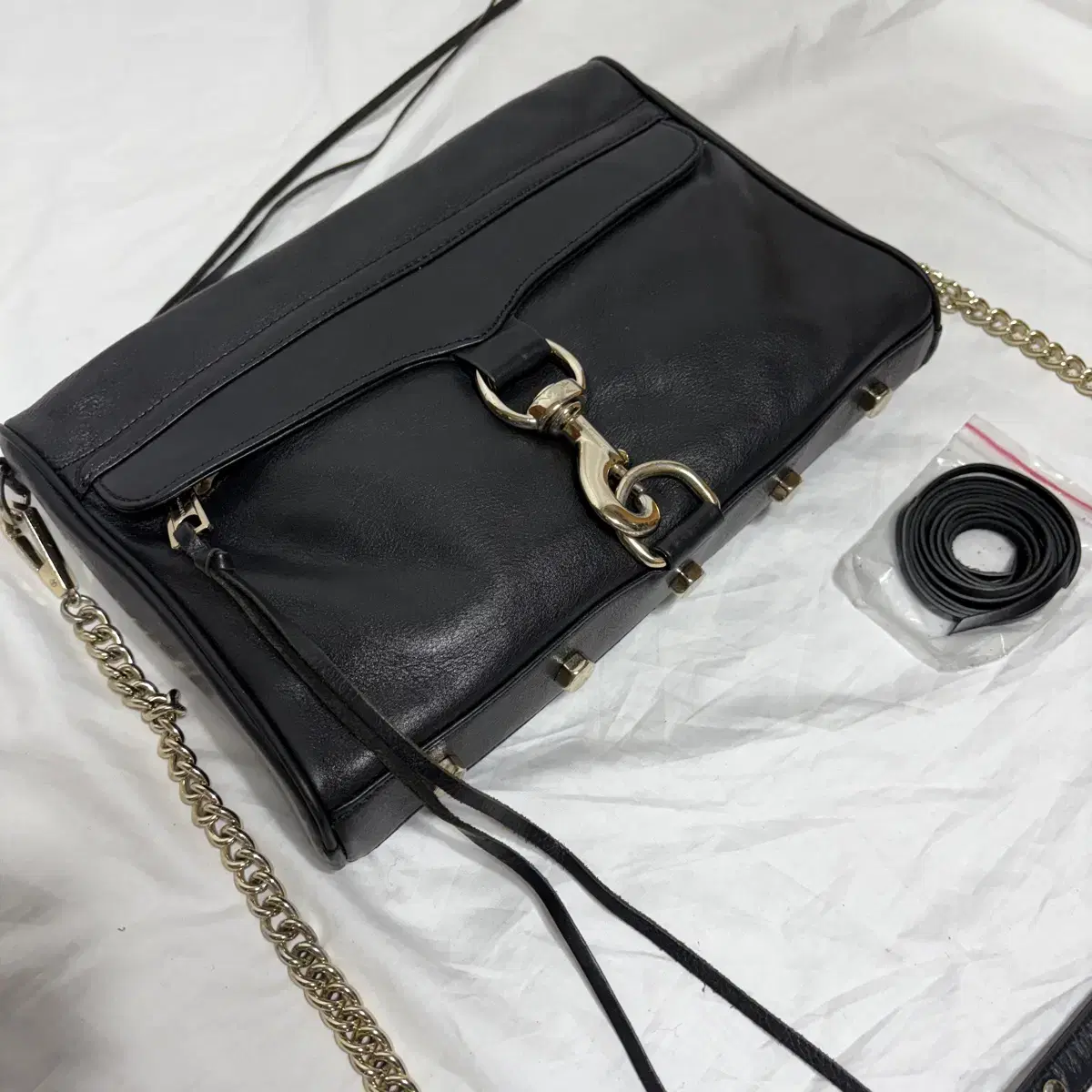Rebecca Minkoff 맥클러치 소가죽 블랙 숄더 크로스백