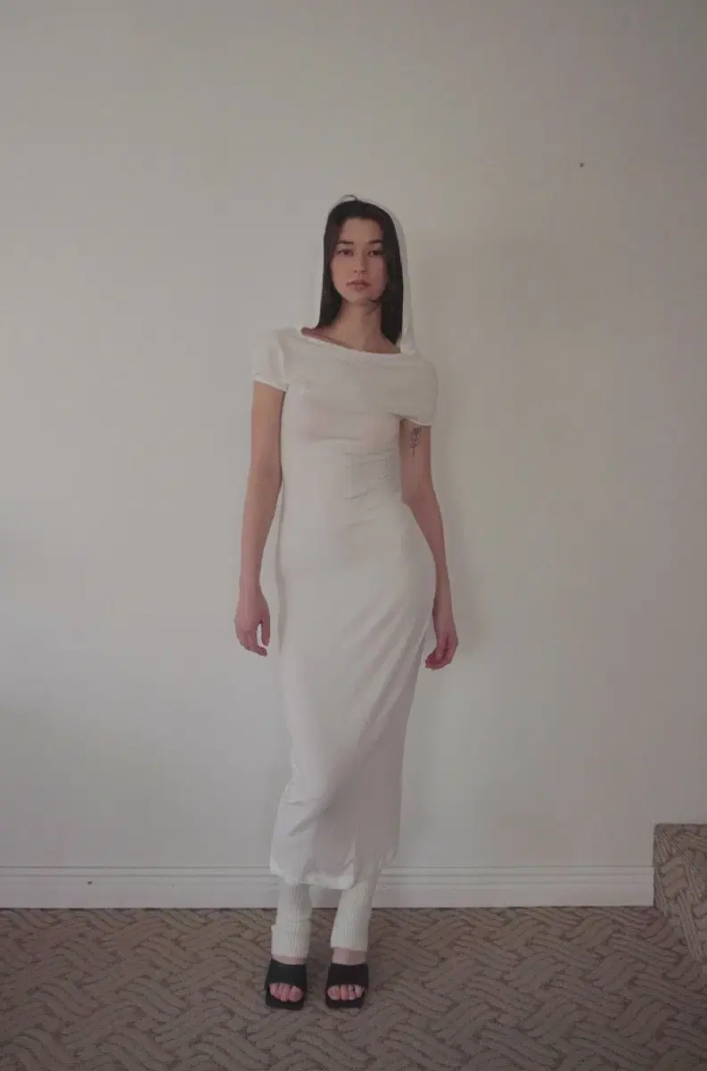 Tanger 탠저 ludia hood dress (long) 브라운