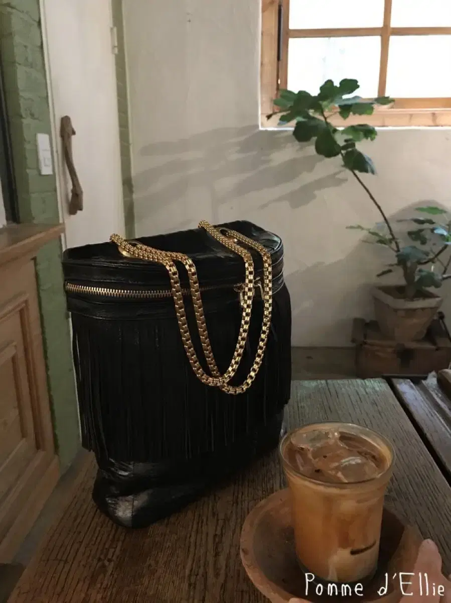 Pomme d'Ellie 뽐므델리 장어가죽 태슬버킨백 크로스 숄더가방