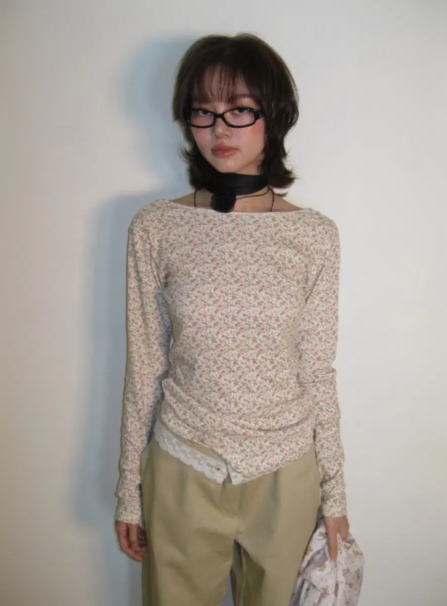 Tanger 탠저 backless basic top 베이지플라워