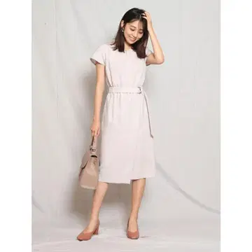 신품 저스길리티 세탁 가능한 페이크 리넨 원피스 베이지 핑크