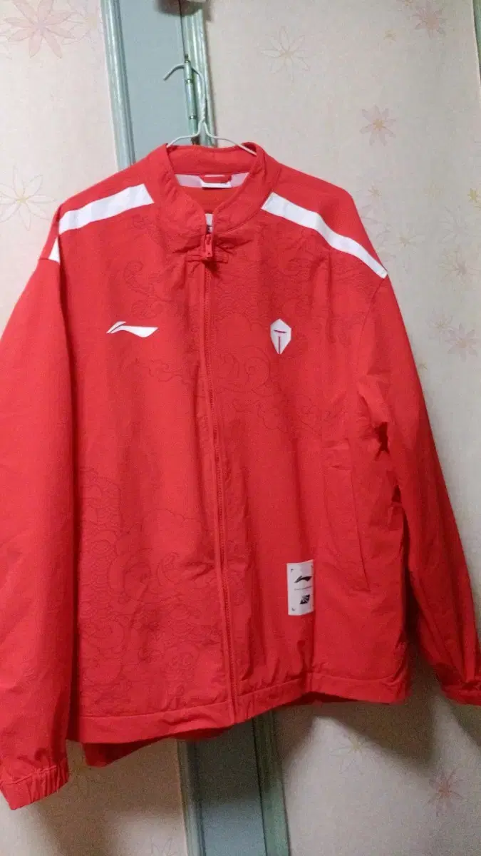23LPL TES jacket with JackieLove marking t1 Gen.G Damwon DRX
