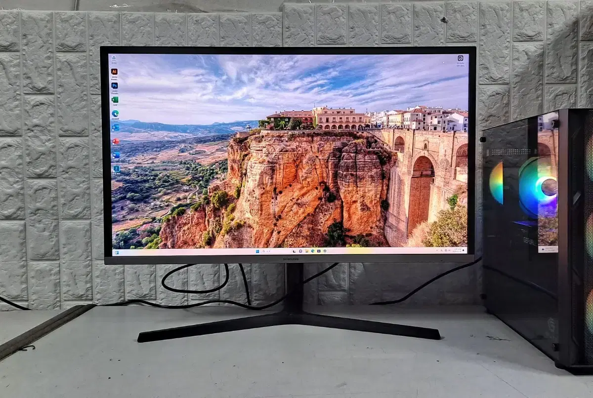 i5-13400 게이밍본체와 삼성 32" 4K UHD 모니터 세트일괄