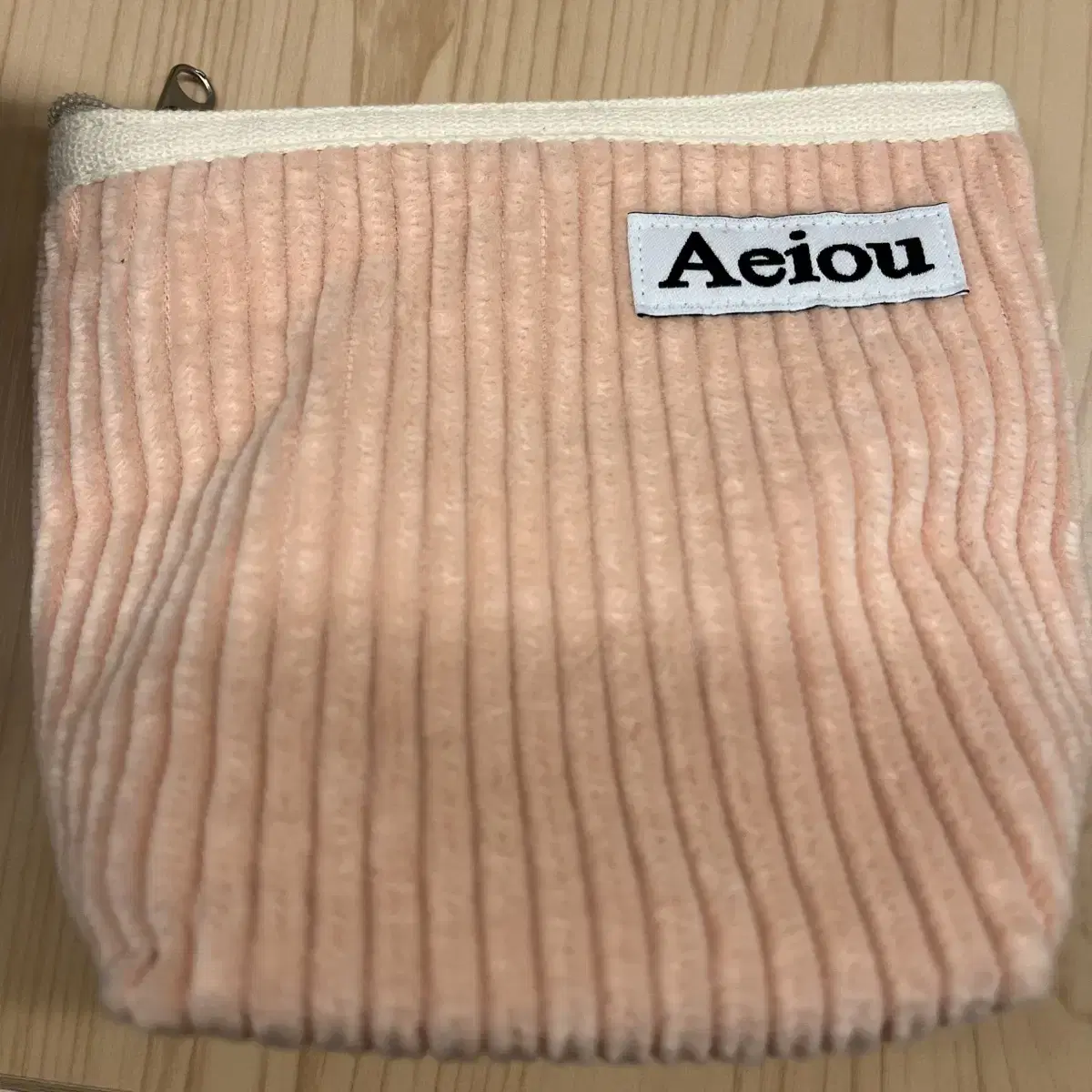 아에이오우 aeiou 코듀로이 파우치
