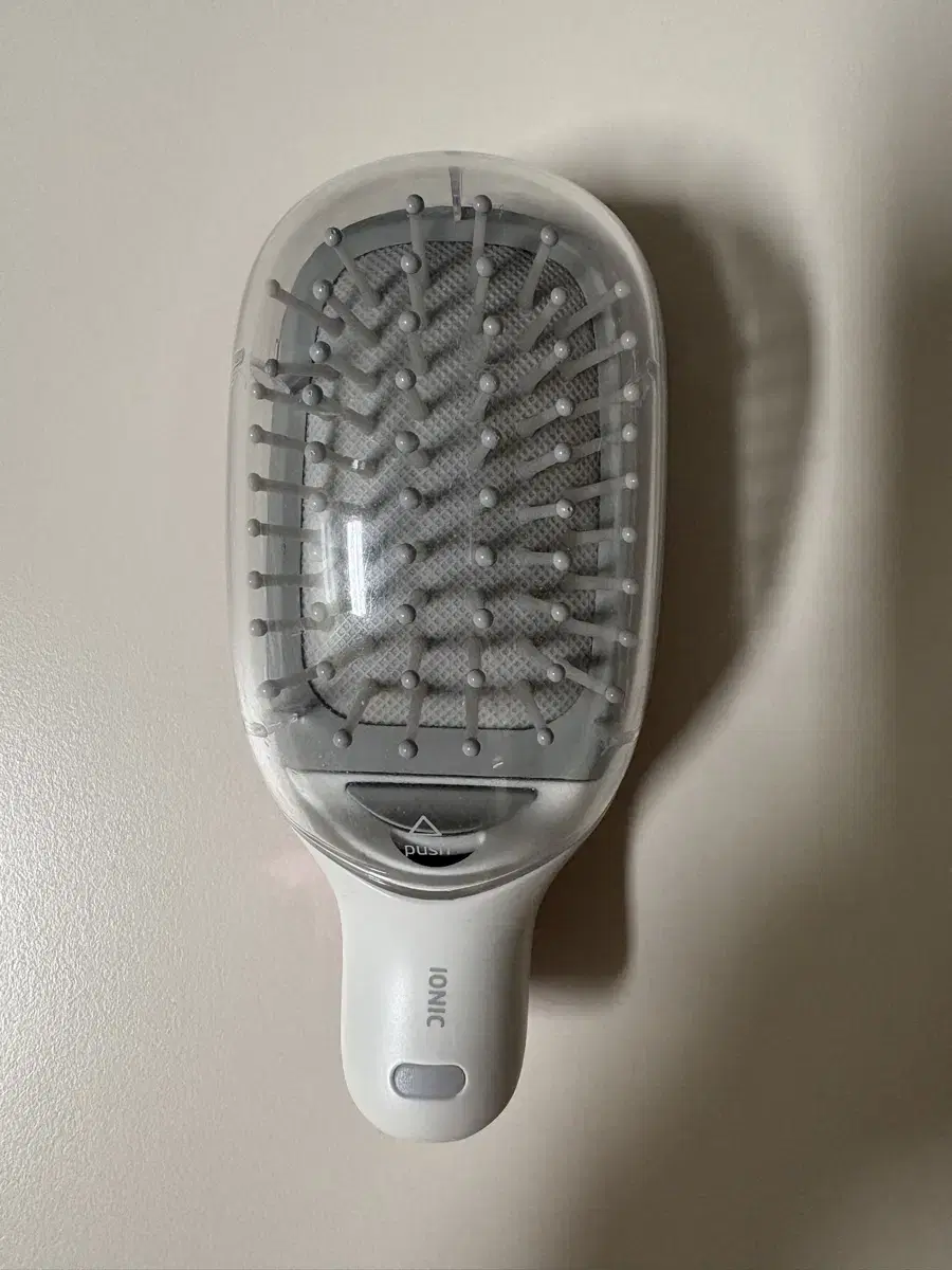 Unix Takeout Anion Brush
