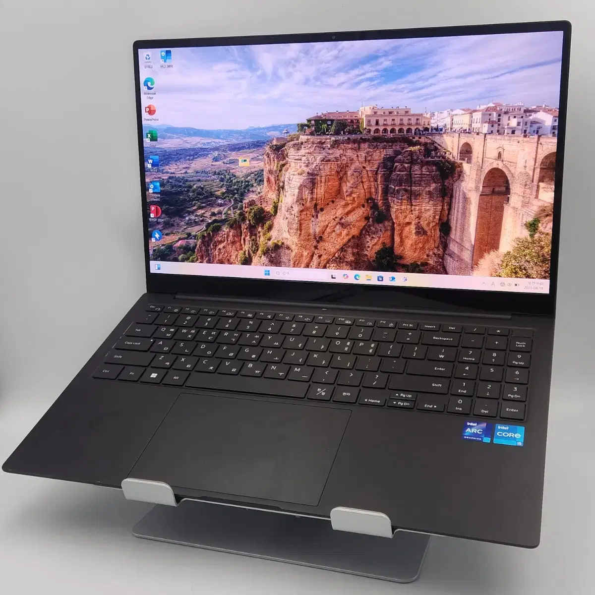 삼성 갤럭시북프로2 15인치 노트북 NT950XEV i5 16G 256G