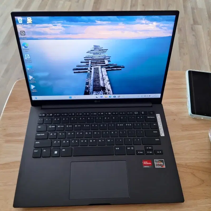 S급 14인치최고사양LG울트라엣지(X16),램16G,N1TB,정품 윈11