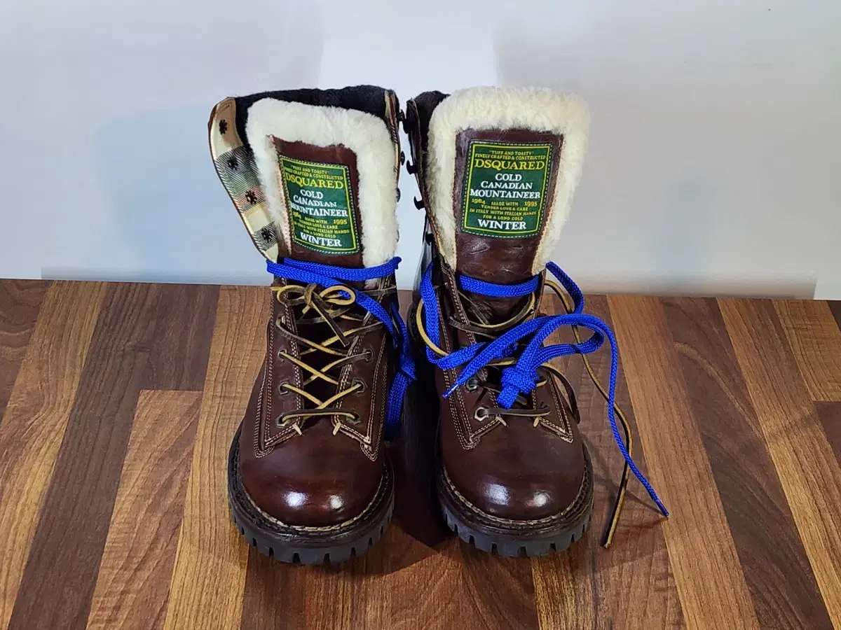 Dsquared2 Sheep Fur Walker