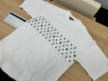 무료배송 새상품 STUD MUFFIN 스터드 머핀 티셔츠 XL사이즈