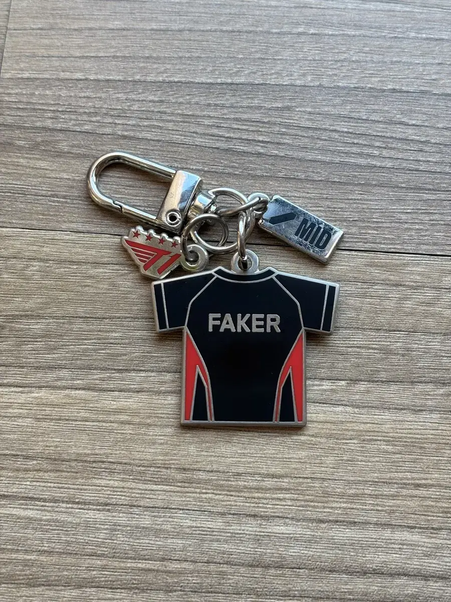 T1 FAKER T1 Fei 24 Uniform keyring