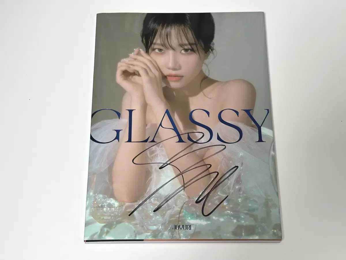 조유리 GLASSY 글래시 사인 앨범 판매