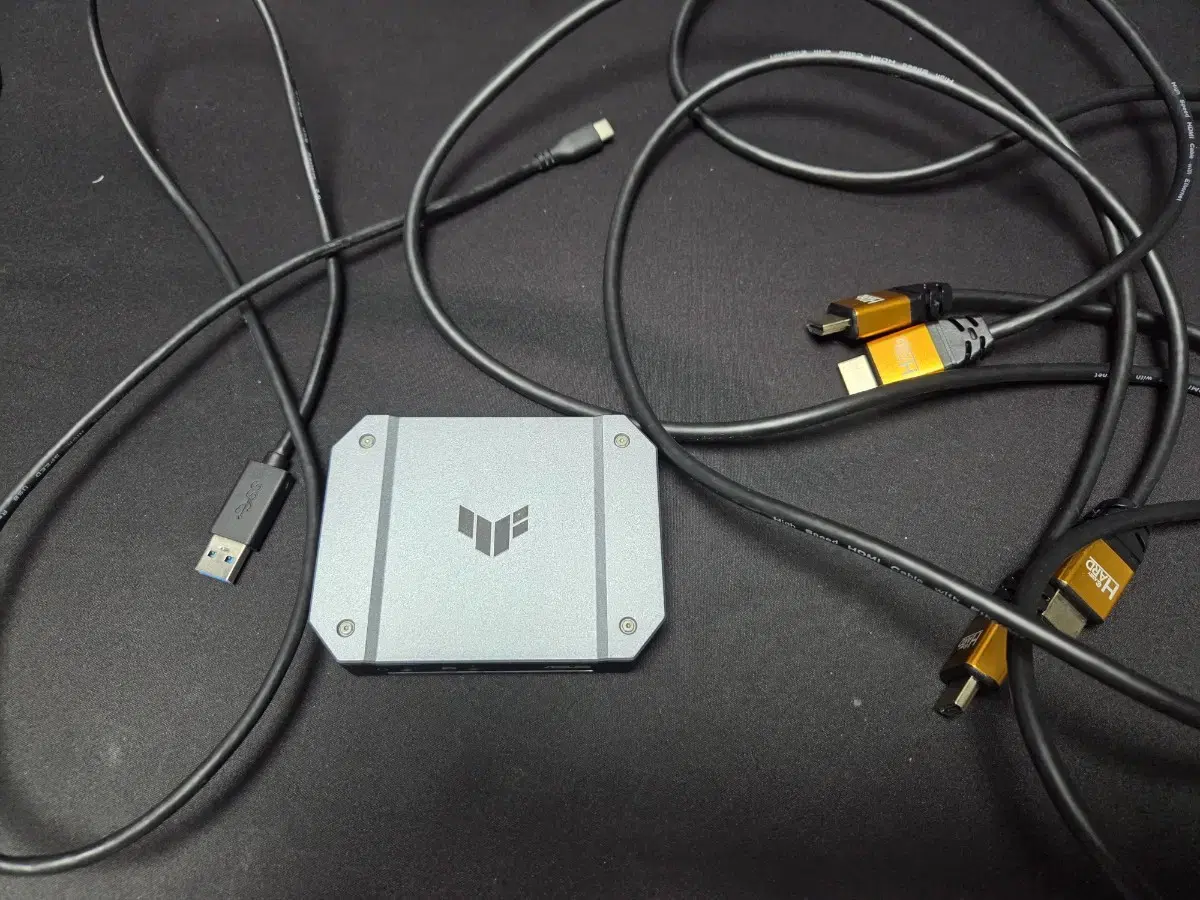 ASUS TUF Gaming CU4K30 캡쳐보드 팝니다