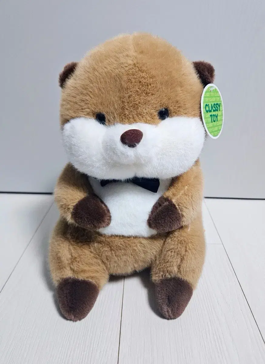 나비넥타이 수달 인형