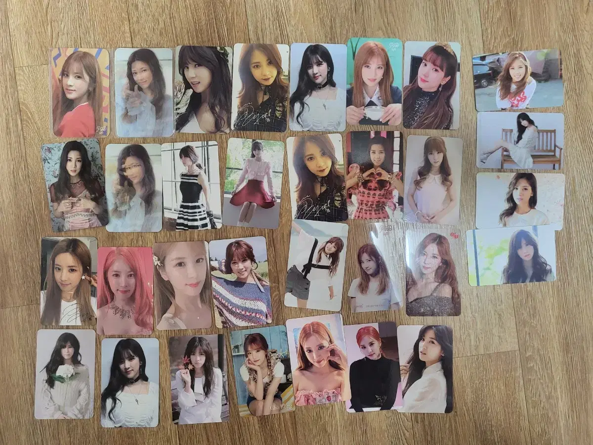 에이핑크 포토카드 판매합니다.