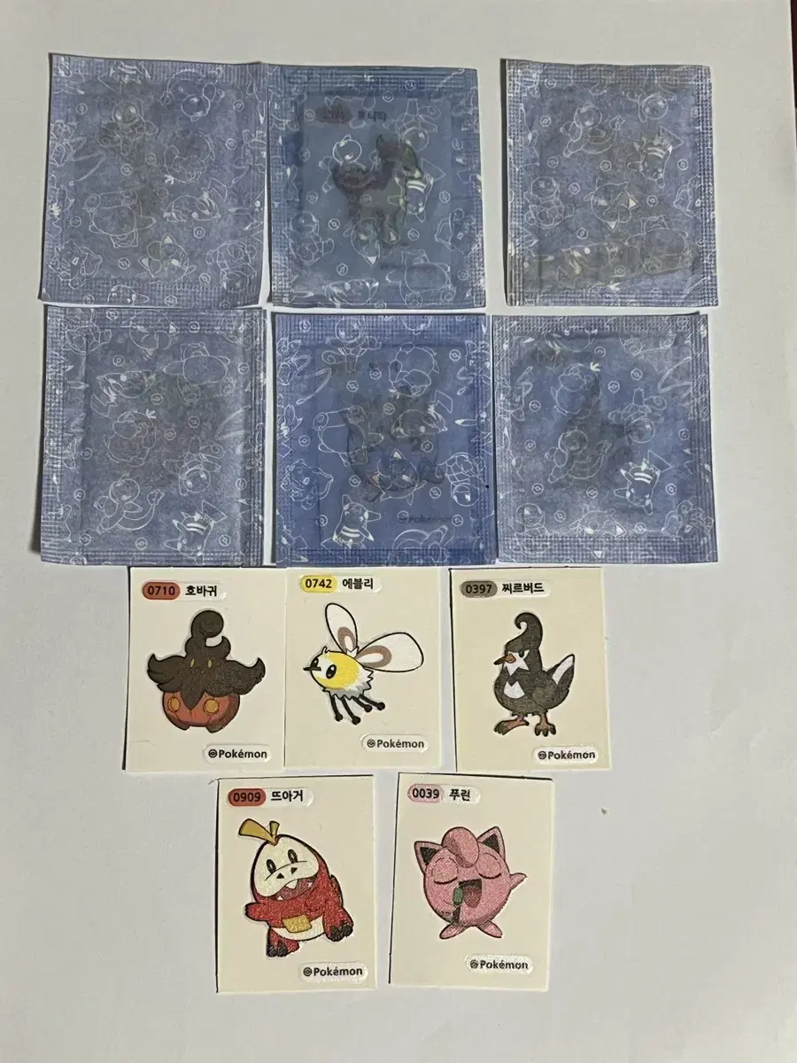 반택포)포켓몬 띠부씰 따라큐 포니타 토게피 제르네아스 외7개일괄