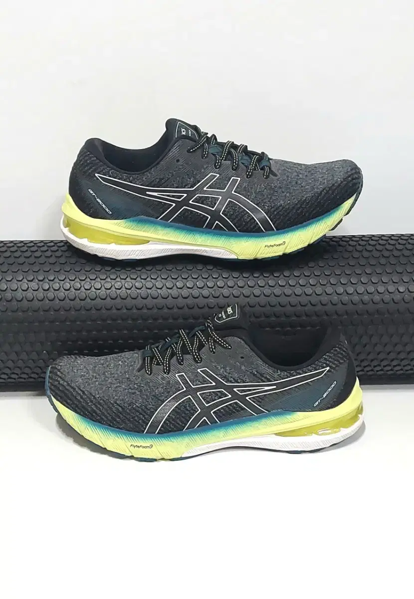 아식스 GT2000:270