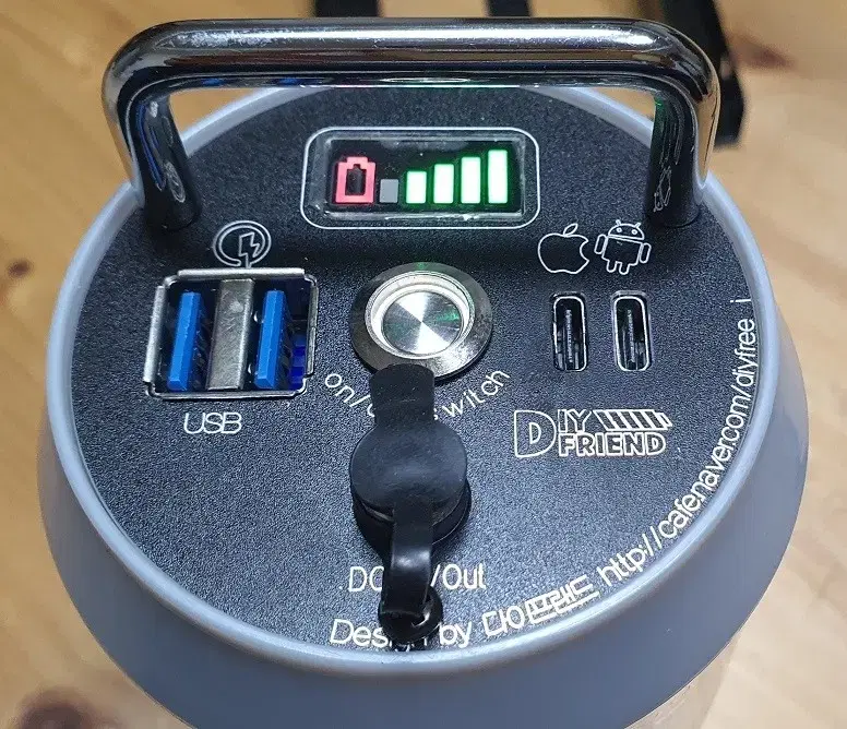 캠핑 갬성 맥주캔 파워뱅크 맥뱅(12.6V 11.5A)