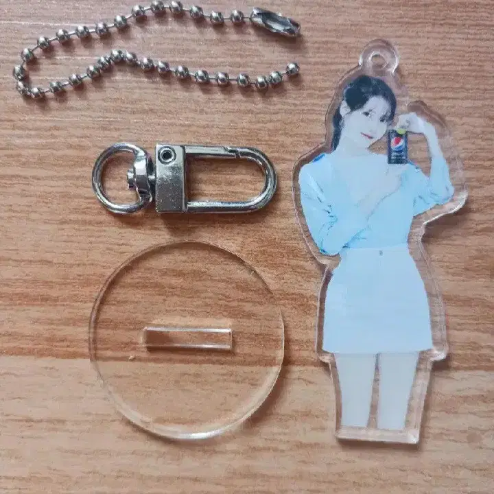 아이유 펩시 키링