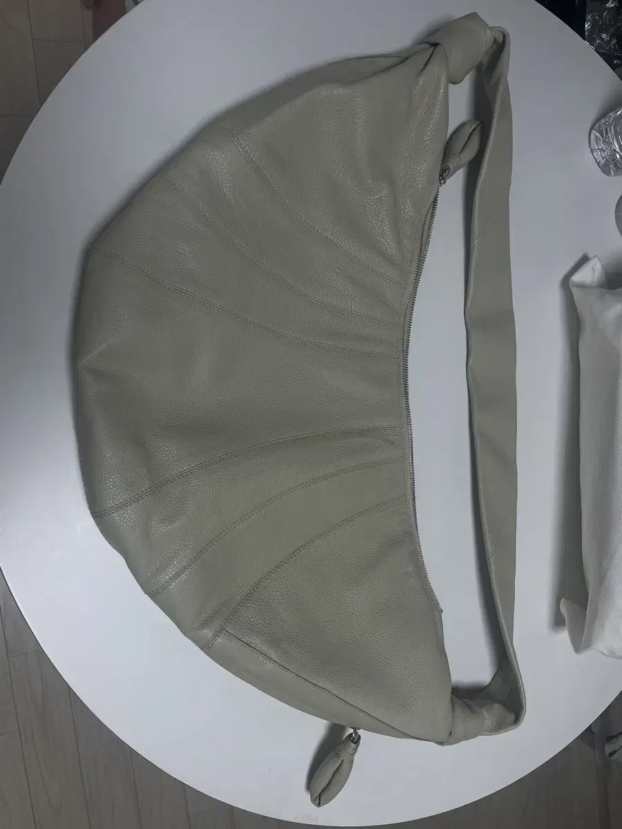 르메르 범백 라지 (소가죽) *최종가*